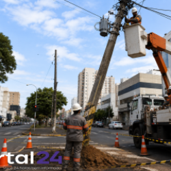 Troca de poste pela Copel deixará 183 unidades sem energia no Centro de Cascavel neste sábado (4)