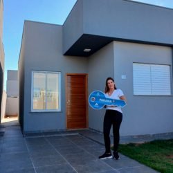 Residencial entregue em Umuarama tem todas as casas subsidiadas pelo Estado