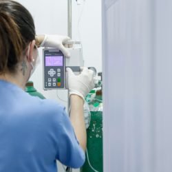 Governo do Paraná garante a promoção de 4,5 mil servidores da saúde em 2025