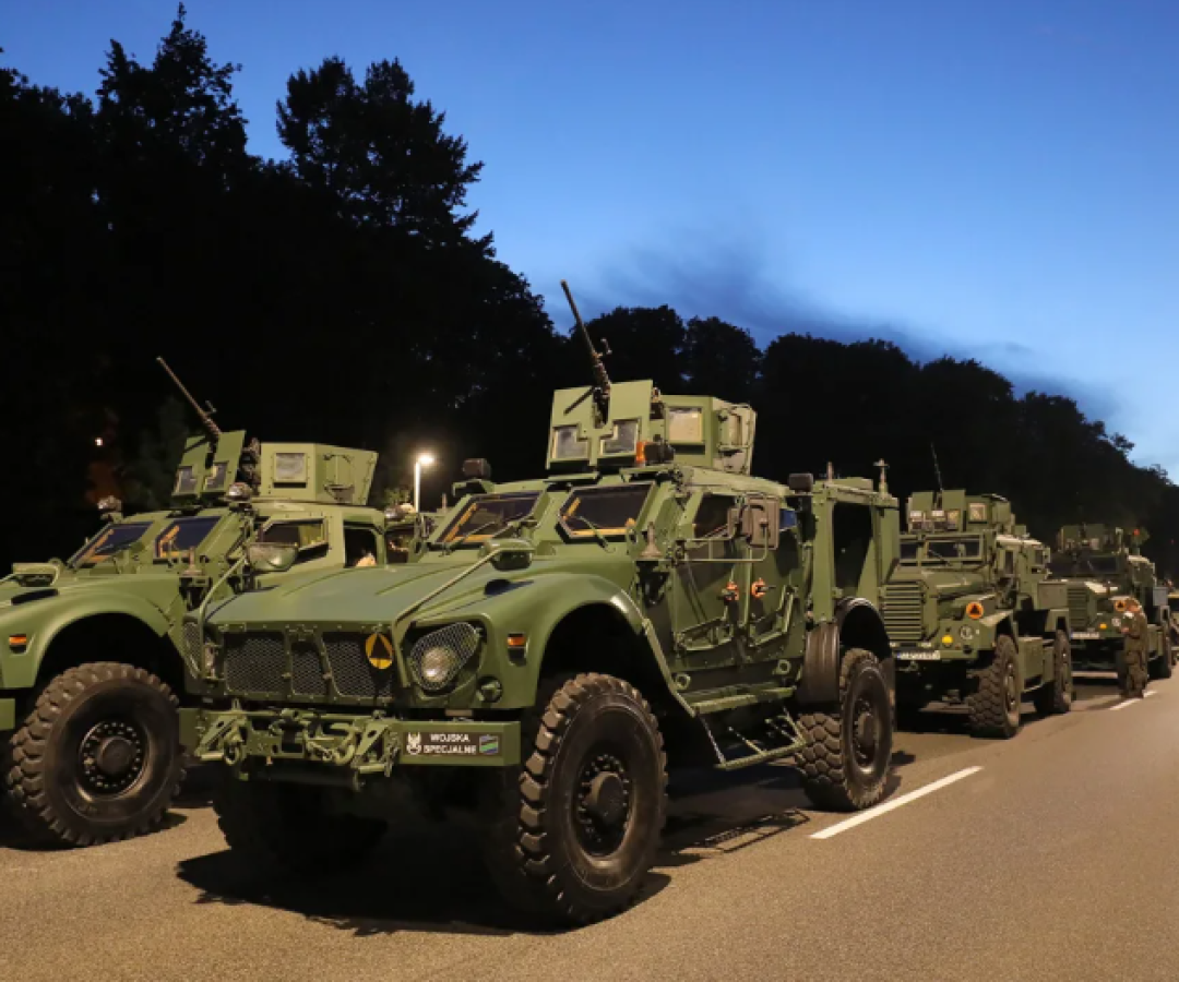veiculos-militares-na-polonia.png