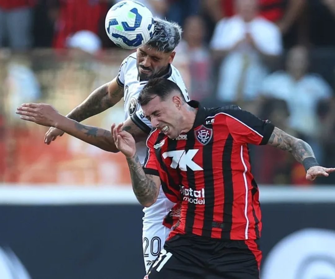 vitoria-botafogo-campeonato-brasileiro-e1762722356108.jpg
