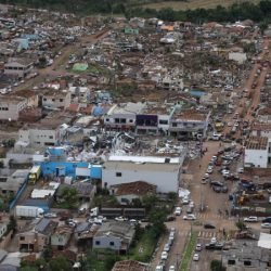 Ratinho Junior decreta estado de calamidade pública em Rio Bonito do Iguaçu após tornado
