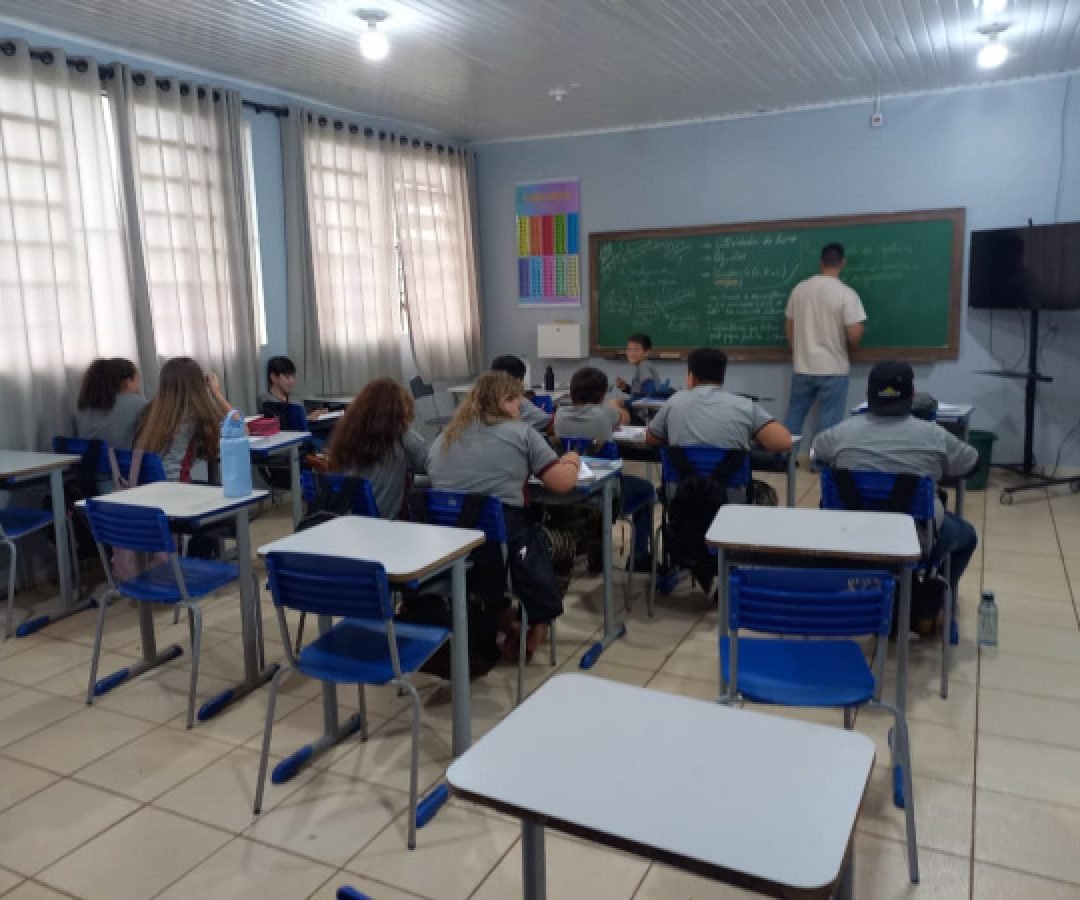 Escolas estaduais e municipais da área rural de Rio Bonito do Iguaçu retomam aulas na segunda