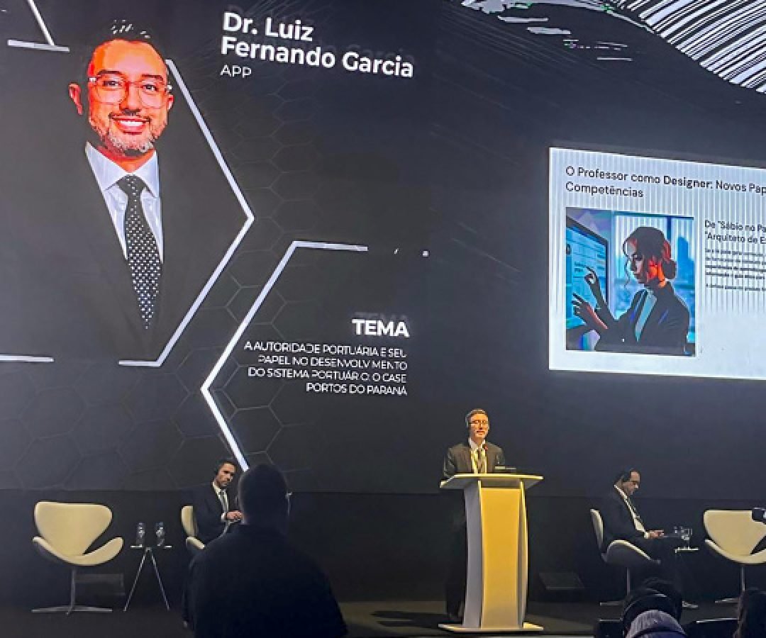 Portos do Paraná destaca avanços regulatórios em congresso internacional