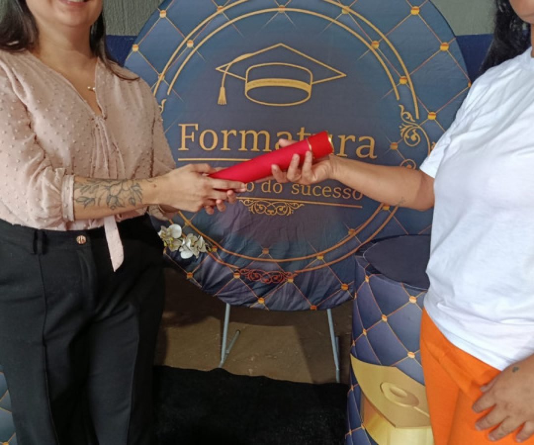 Ressocialização: formatura certifica 346 pessoas privadas de liberdade em Foz do Iguaçu
