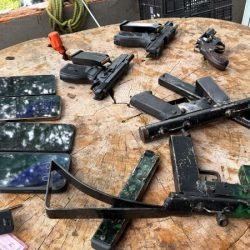 PMPR apreende mil celulares durante operação contra quadrilha em Londrina