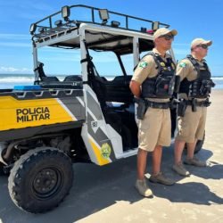 Veículos de patrulhamento na areia reforçam ação da PMPR no Verão Maior Paraná