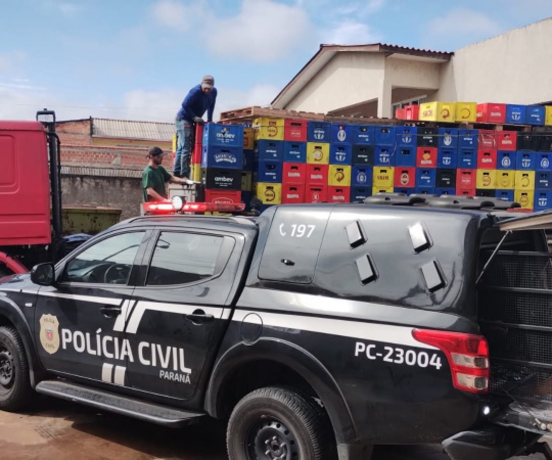 PCPR faz descarte de 400 engradados de cervejas falsificadas
