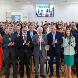 Estado vai capacitar dois mil servidores para atuarem em contratações públicas