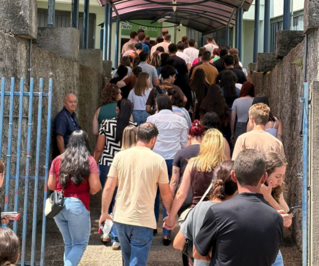 650 candidatos prestaram o vestibular especial da Unespar após incorporação do Uniuv