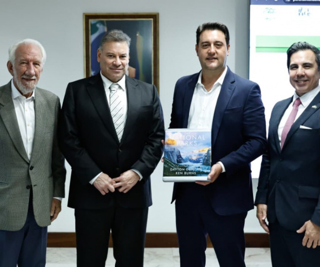 Ratinho Junior recebe Encarregado de Negócios no Brasil dos Estados Unidos