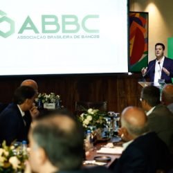 Ratinho Junior apresenta Paraná a empresários em evento da Associação Brasileira de Bancos
