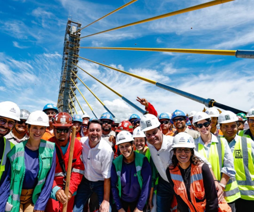 Pontes em Guaratuba e Foz do Iguaçu marcam a integração do Paraná de Leste a Oeste