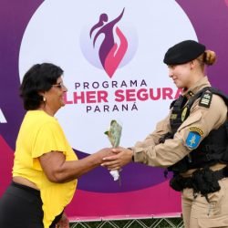 Forças de segurança realizam conscientização de combate à violência contra a mulher