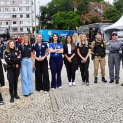 Forças de segurança participam do evento Mulheres em Ação em Curitiba