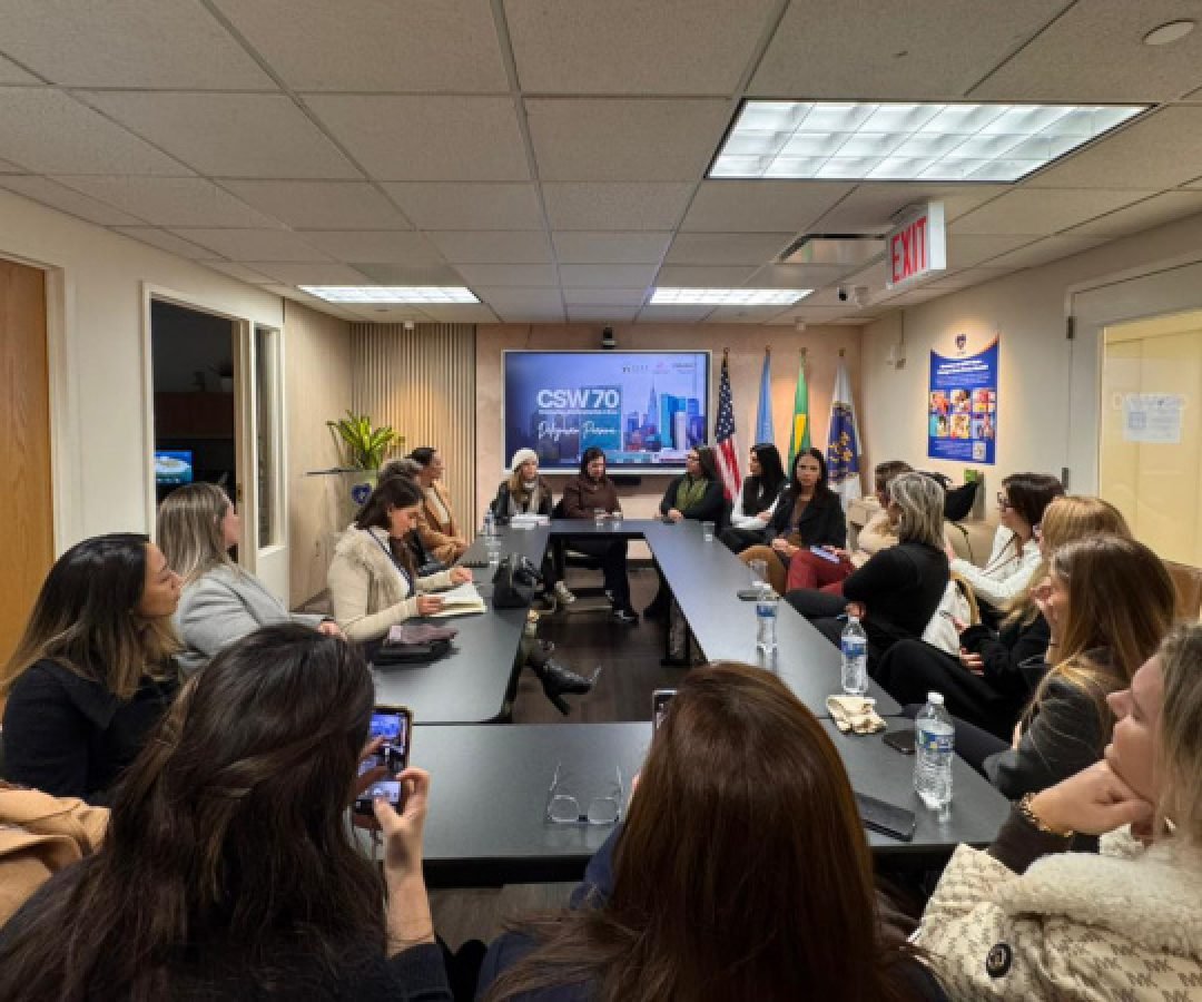 Paraná fortalece integração de políticas para mulheres em agenda internacional