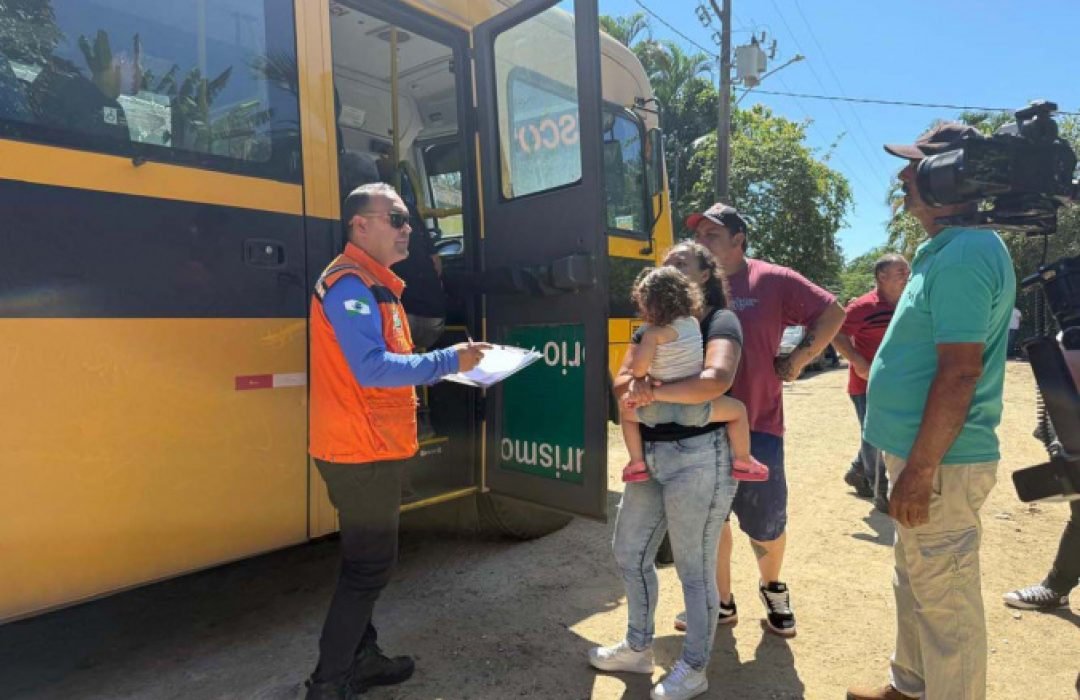 Simulação em Morretes treina equipes e população para situações de desastre