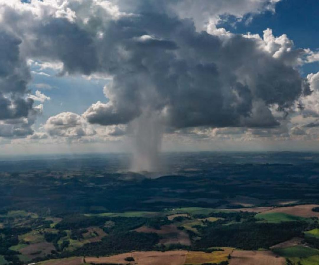 Semana será de chuva e gangorra nas temperaturas no Paraná, prevê Simepar