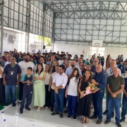 Colégio de Santo Antônio da Platina ganha nova quadra esportiva coberta