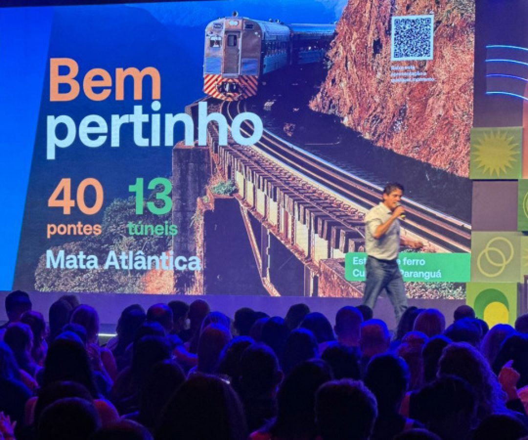 Em Foz do Iguaçu, mil agentes de viagem conhecem potencial turístico do Paraná