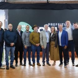 Vice-governador é homenageado na Palmas Exposhow 2026