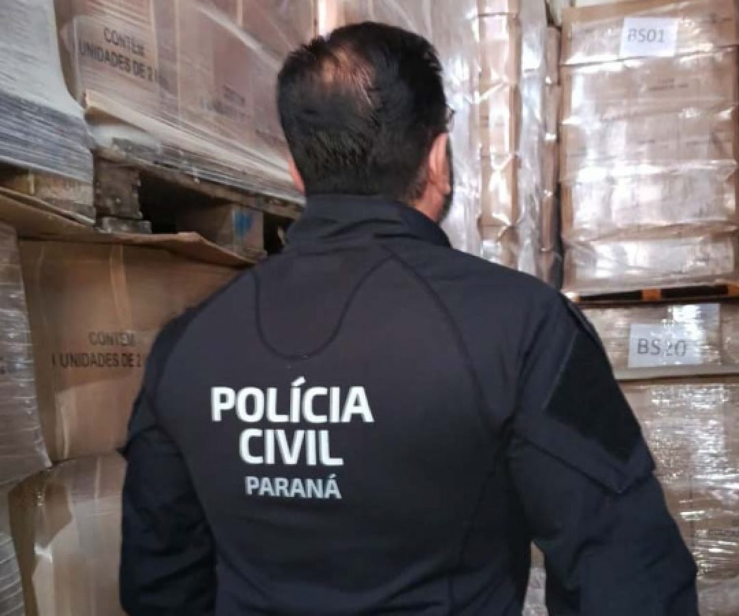 Polícia Civil apreende 8,4 mil garrafas de vinho falsificadas em Curitiba