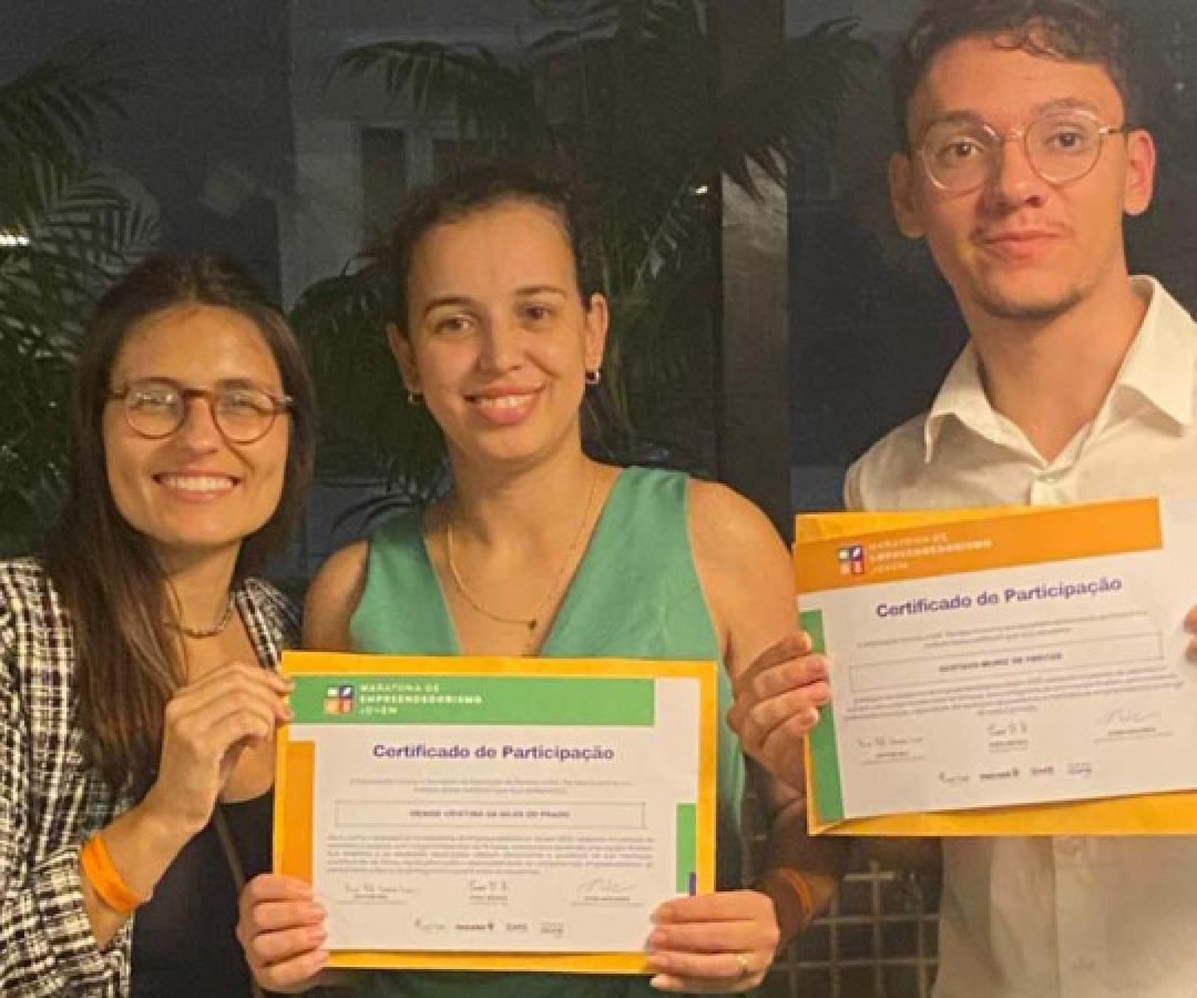 Egresso da rede estadual do Paraná conquista bolsa em renomada escola de negócios