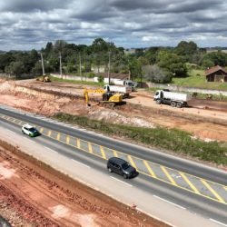 Duplicação da BR-277 em Palmeira e Irati segue avançando nos serviços de terraplenagem
