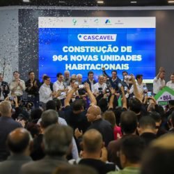 Governador autoriza 964 moradias e R$ 242 milhões em investimentos para Cascavel