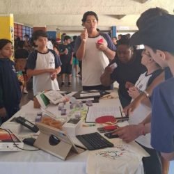 Protagonismo: alunos surdos de Londrina transformam óleo usado em pesquisa científica