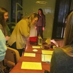 "Sala do Crime" do Museu de Ciências Forenses transforma perícia em experiência interativa